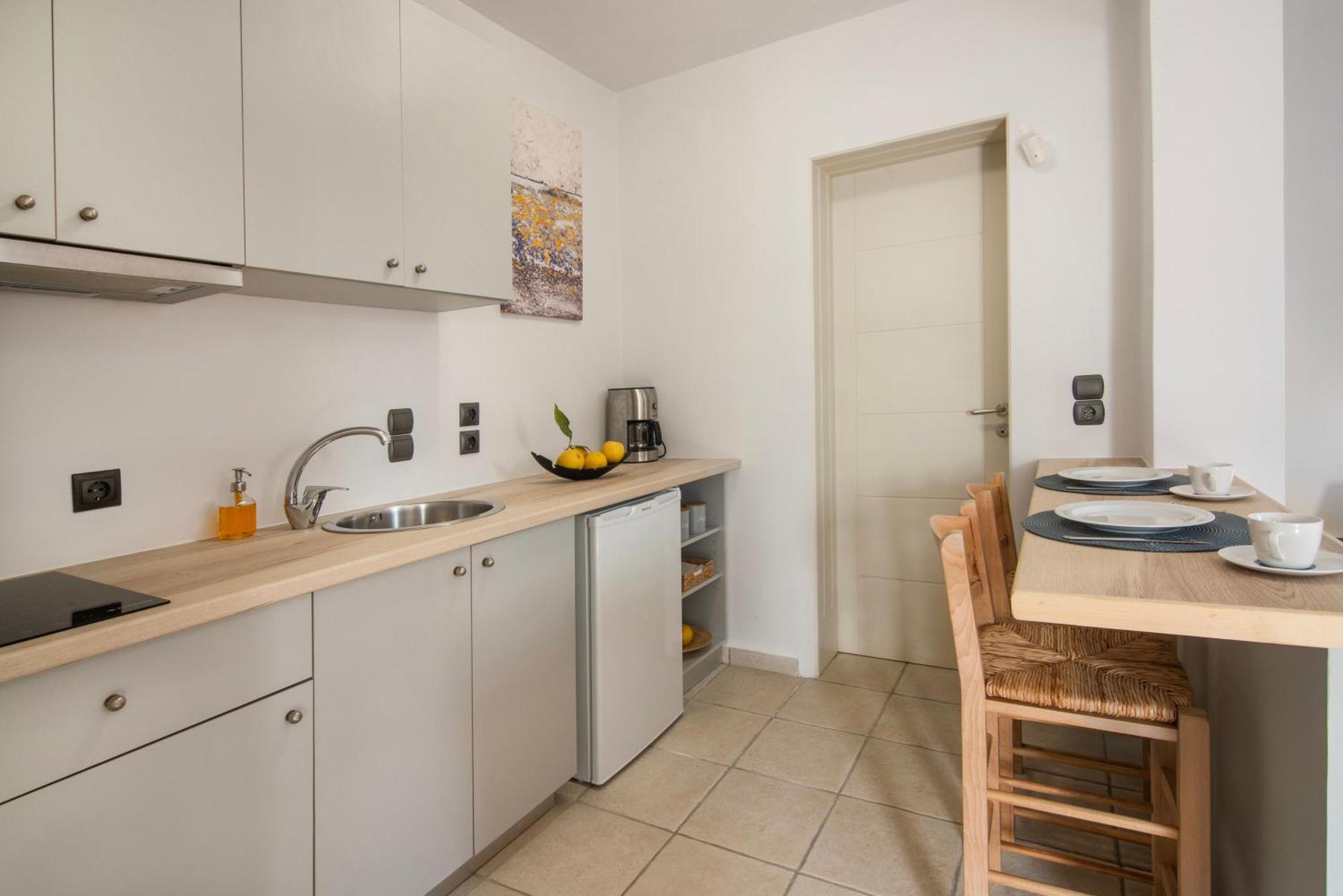 Pyrgos Ralli Estate Guesthouse Aegina ภายนอก รูปภาพ