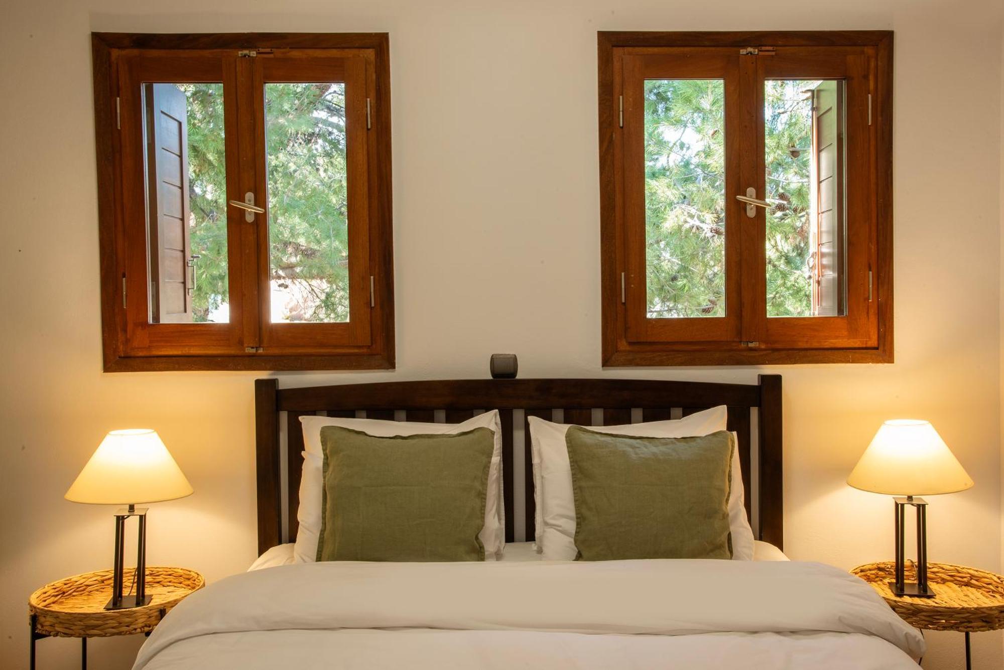 Pyrgos Ralli Estate Guesthouse Aegina ภายนอก รูปภาพ