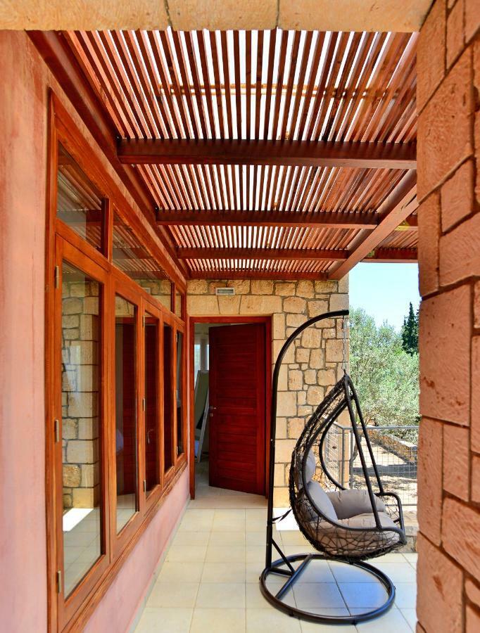 Pyrgos Ralli Estate Guesthouse Aegina ภายนอก รูปภาพ