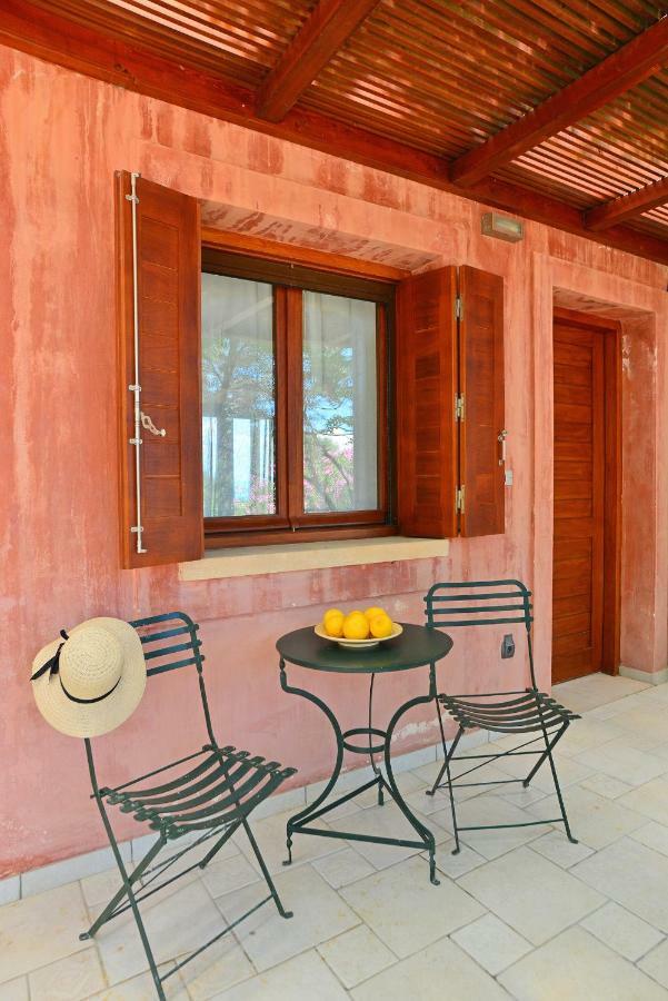 Pyrgos Ralli Estate Guesthouse Aegina ภายนอก รูปภาพ